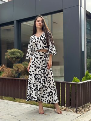 Bluza sa V izrezom